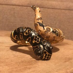 Snake statement piece bracelet!